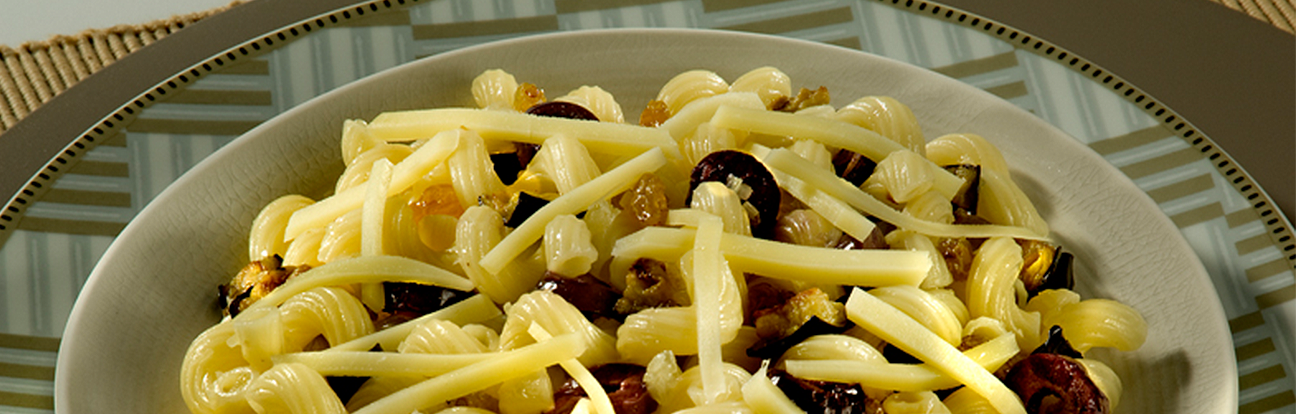 Espiral ao Azeite com Berinjela e Provolone Adria