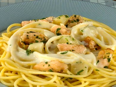 Spaghetti ao Molho de Aspargos com Salmão Grano Duro Adria