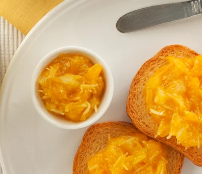 Torradas com Geleia Tropical