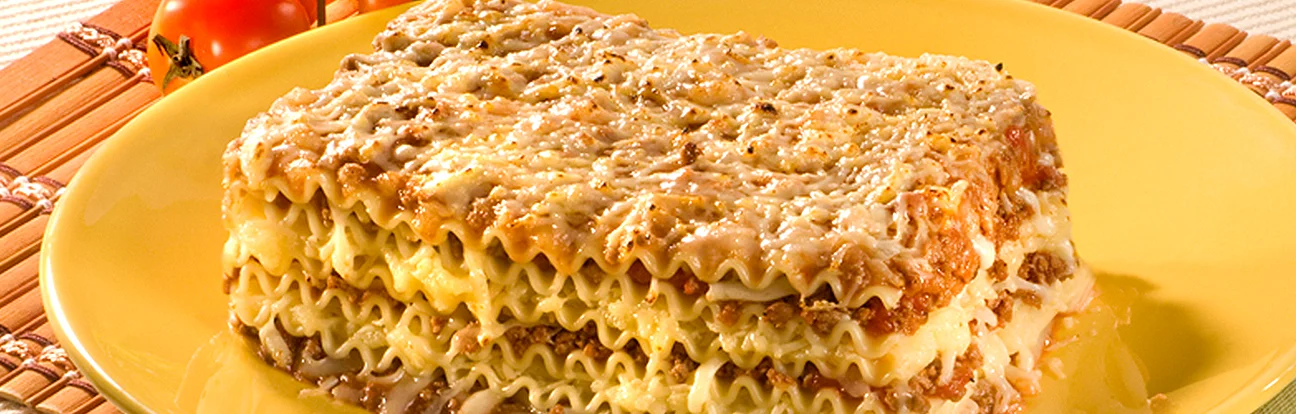 Lasanha de Polenta com Molho Bolonhesa Adria