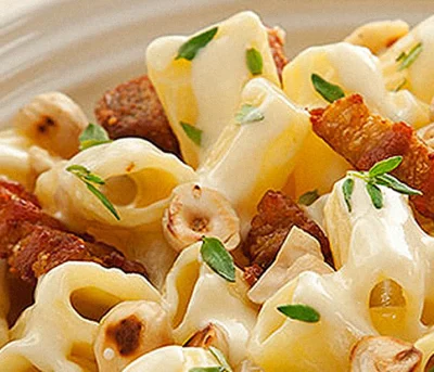 Tortiglione ao Molho Cremoso de Avelãs e Pancetta