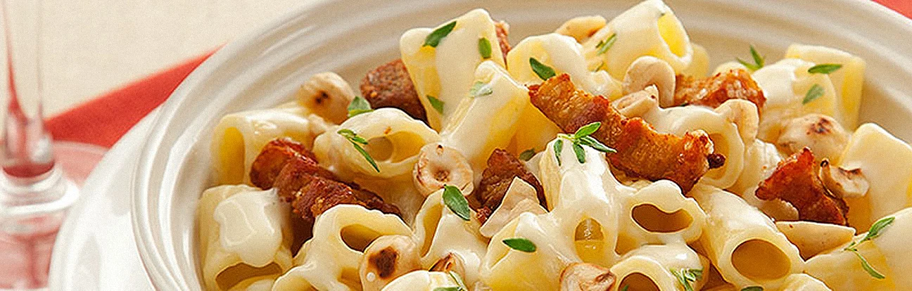 Tortiglione ao Molho Cremoso de Avelãs e Pancetta