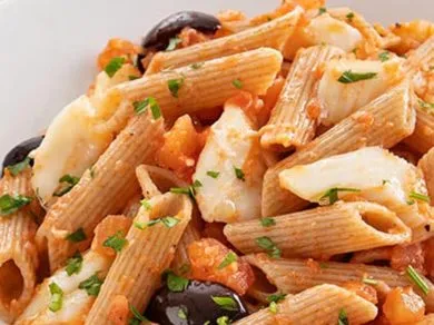 Penne com Bacalhau Mediterrâneo