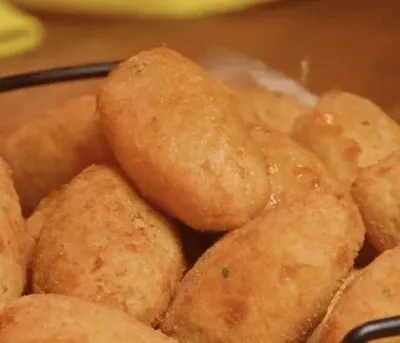 Bolinho de bacalhau crocante